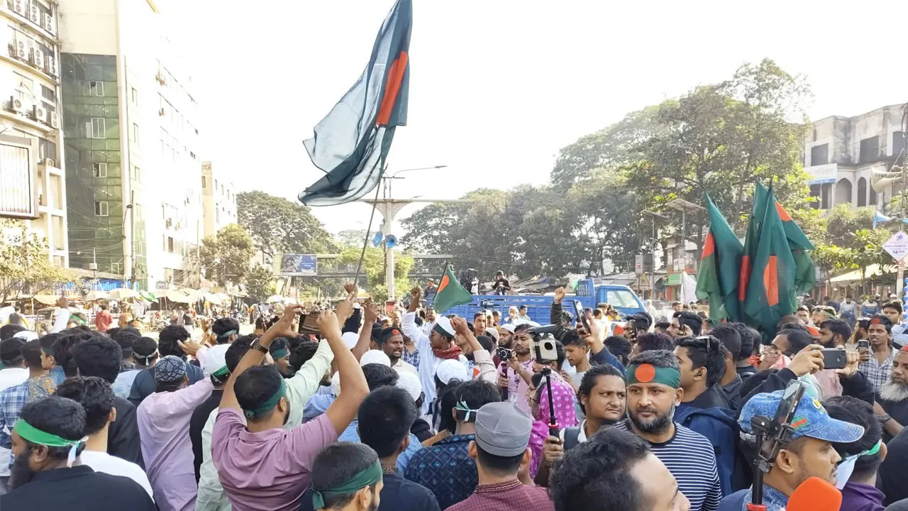 আমরা সবাই হাদি হবো, যুগে যুগে লড়ে যাব’